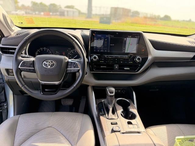 2020 Toyota Highlander Platinum AWD (Natl)