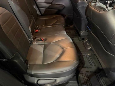 2022 Toyota Highlander XLE AWD (Natl)