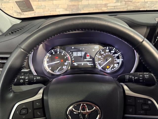 2022 Toyota Highlander XLE AWD (Natl)