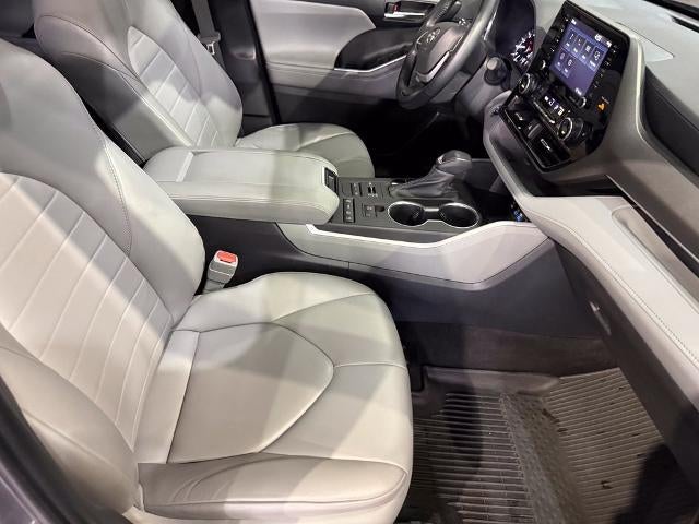 2022 Toyota Highlander XLE AWD (Natl)