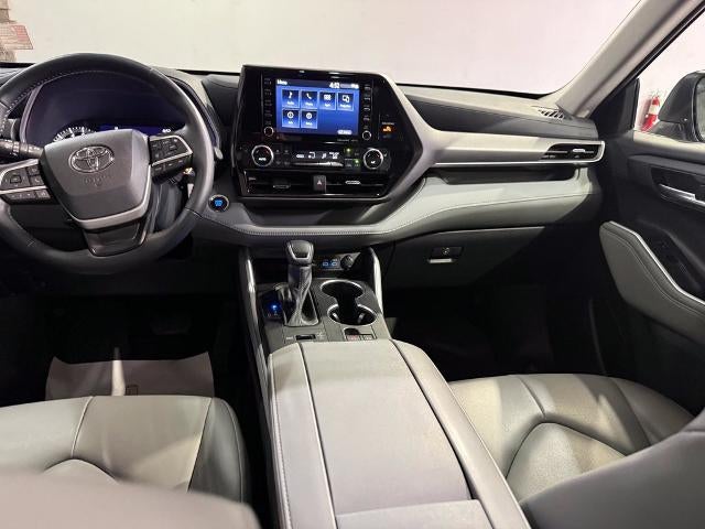 2022 Toyota Highlander XLE AWD (Natl)