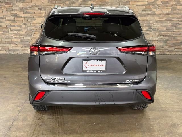 2022 Toyota Highlander XLE AWD (Natl)