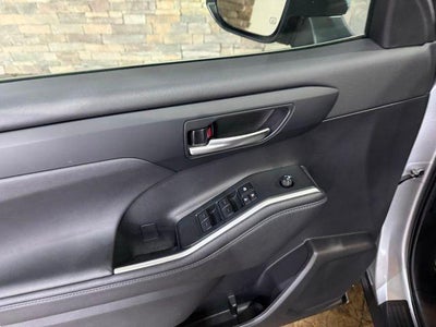 2024 Toyota Highlander XLE FWD (Natl)