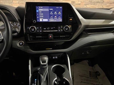2024 Toyota Highlander XLE FWD (Natl)