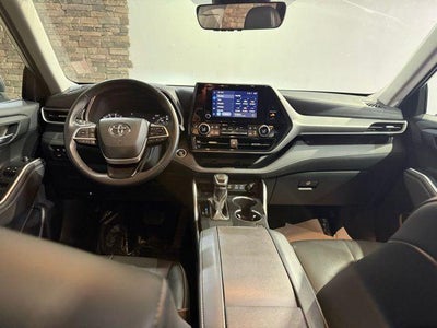 2024 Toyota Highlander XLE FWD (Natl)