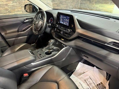 2024 Toyota Highlander XLE FWD (Natl)