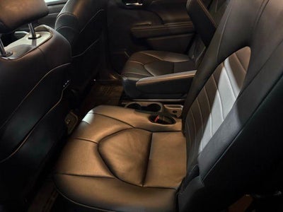 2024 Toyota Highlander XLE FWD (Natl)
