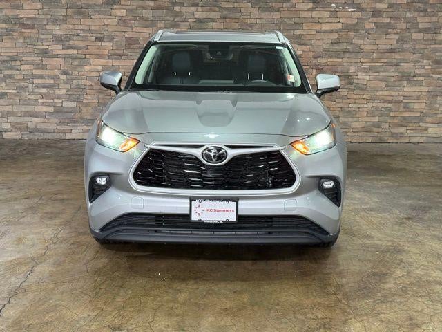 2024 Toyota Highlander XLE FWD (Natl)