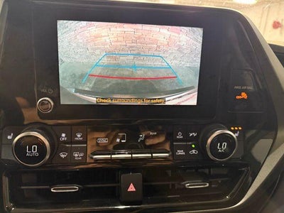 2024 Toyota Highlander XLE FWD (Natl)