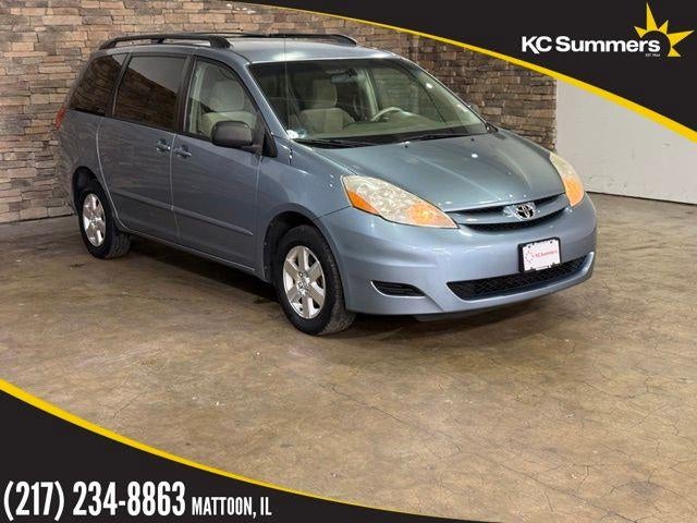 2010 Toyota Sienna 5dr 7-Pass Van LE FWD (Natl)