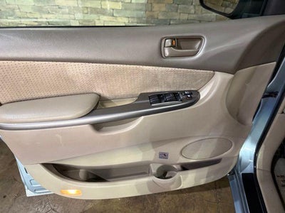 2010 Toyota Sienna 5dr 7-Pass Van LE FWD (Natl)