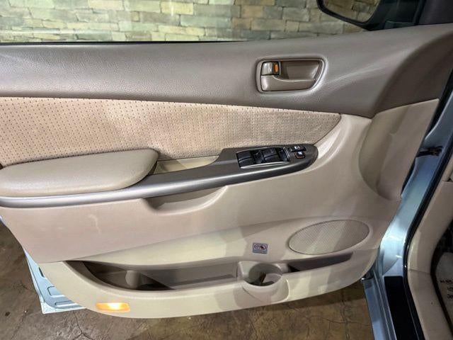 2010 Toyota Sienna 5dr 7-Pass Van LE FWD (Natl)