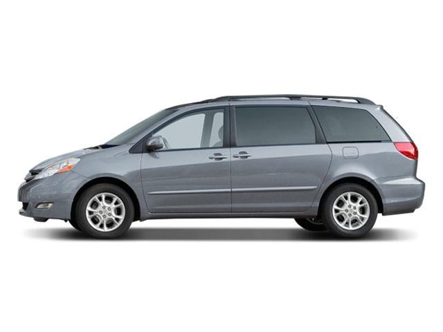2010 Toyota Sienna 5dr 7-Pass Van LE FWD (Natl)