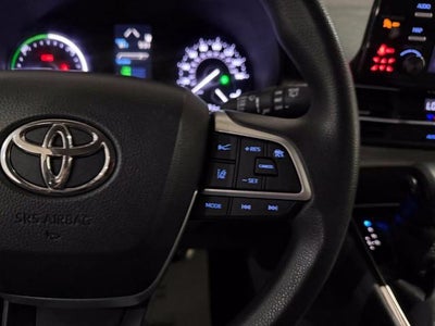2021 Toyota Sienna LE FWD 8-Passenger (Natl)