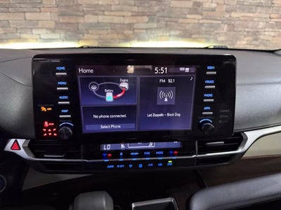 2021 Toyota Sienna LE FWD 8-Passenger (Natl)
