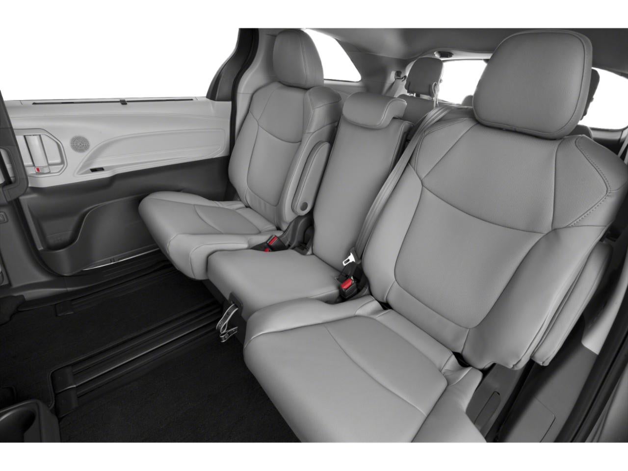 2022 Toyota Sienna XLE FWD 8-Passenger (Natl)
