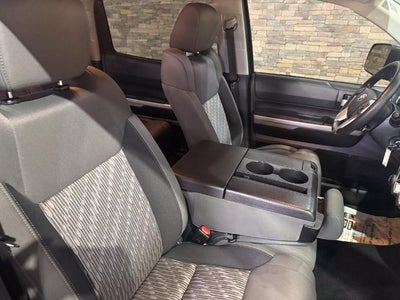 2021 Toyota Tundra 4WD 4WD SR5 CrewMax 5.5' Bed 5.7L (SE)