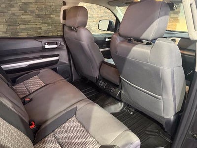 2021 Toyota Tundra 4WD 4WD SR5 CrewMax 5.5' Bed 5.7L (SE)