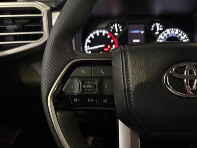 2023 Toyota Tundra 4WD 4WD SR5 CrewMax 5.5' Bed (SE)