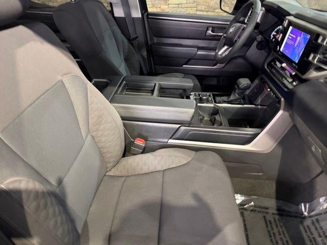 2023 Toyota Tundra 4WD 4WD SR5 CrewMax 5.5' Bed (SE)