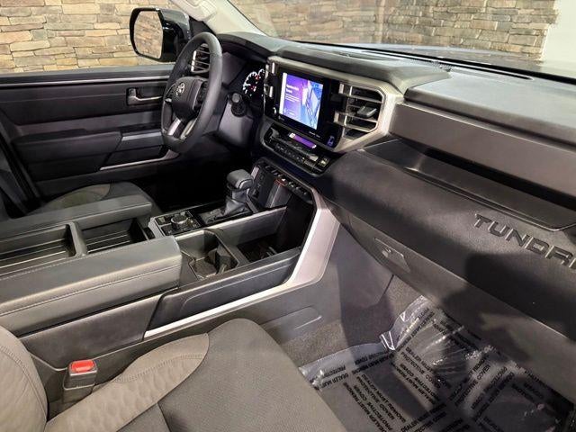 2023 Toyota Tundra 4WD 4WD SR5 CrewMax 5.5' Bed (SE)