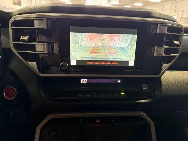 2023 Toyota Tundra 4WD 4WD SR5 CrewMax 5.5' Bed (SE)