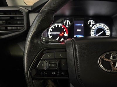 2024 Toyota Tundra 4WD 4WD SR5 CrewMax 5.5' Bed (SE)