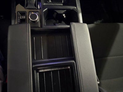 2024 Toyota Tundra 4WD 4WD SR5 CrewMax 5.5' Bed (SE)