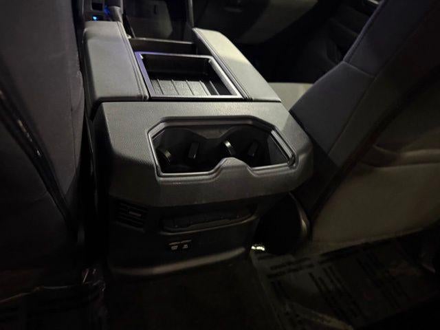 2024 Toyota Tundra 4WD 4WD SR5 CrewMax 5.5' Bed (SE)