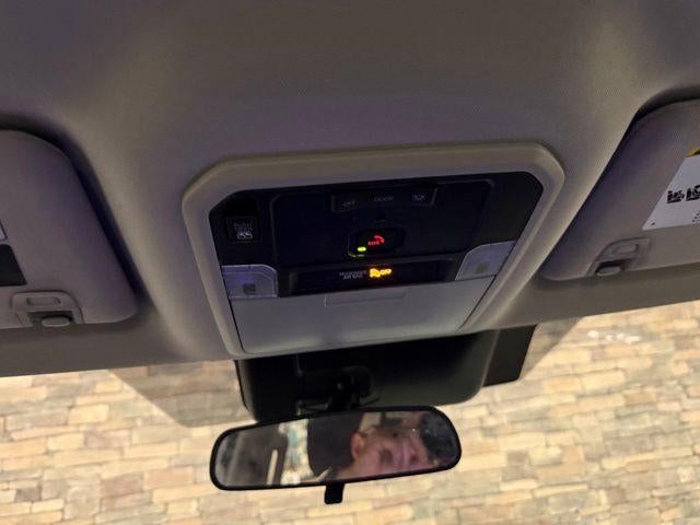 2024 Toyota Tundra 4WD 4WD SR5 CrewMax 5.5' Bed (SE)