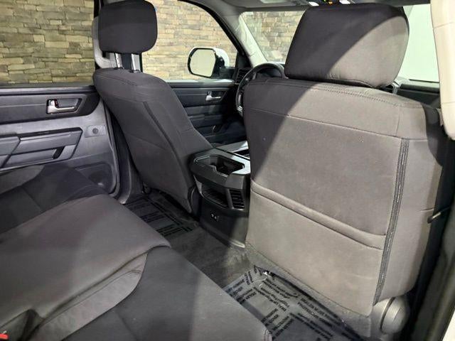 2024 Toyota Tundra 4WD 4WD SR5 CrewMax 5.5' Bed (SE)