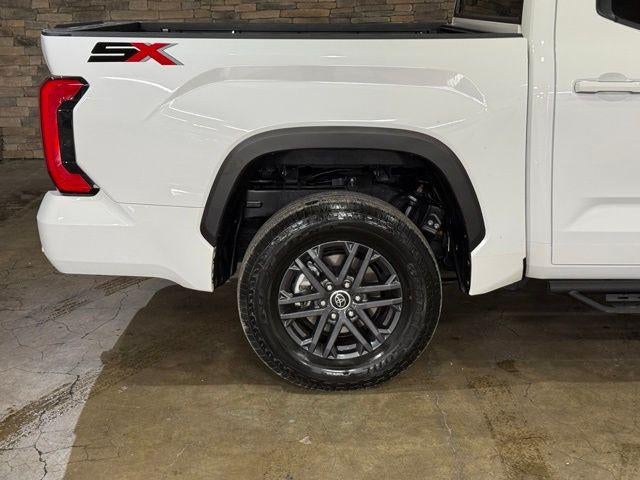 2024 Toyota Tundra 4WD 4WD SR5 CrewMax 5.5' Bed (SE)