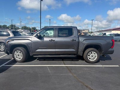2025 Toyota Tundra 4WD 4WD SR5 CrewMax 5.5' Bed (SE)