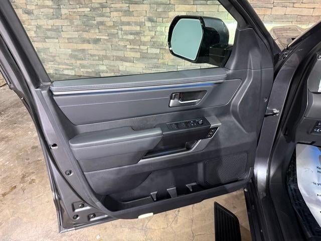 2023 Toyota Sequoia Platinum 4WD (Natl)