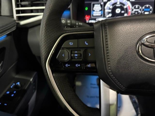 2023 Toyota Sequoia Platinum 4WD (Natl)