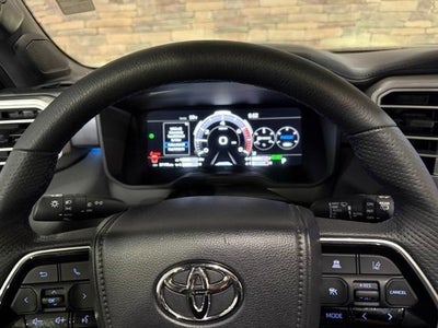 2023 Toyota Sequoia Platinum 4WD (Natl)