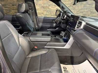 2023 Toyota Sequoia Platinum 4WD (Natl)