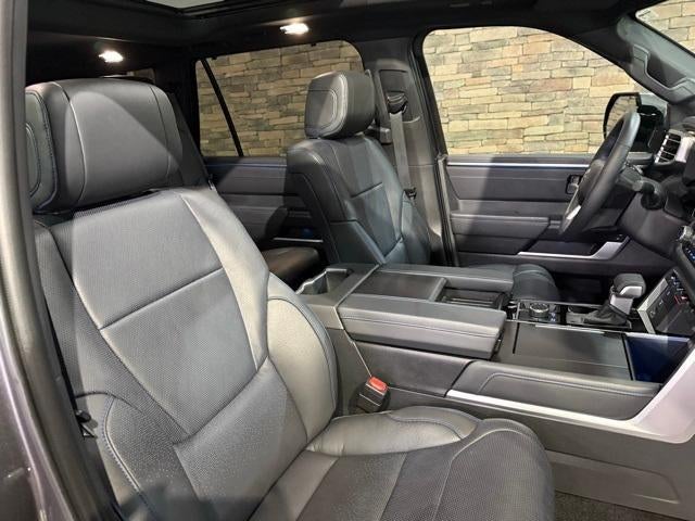 2023 Toyota Sequoia Platinum 4WD (Natl)