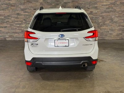 2022 Subaru Forester Limited CVT