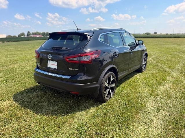 2022 Nissan Rogue Sport AWD SL
