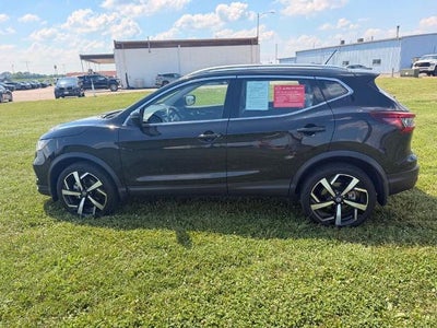 2022 Nissan Rogue Sport AWD SL