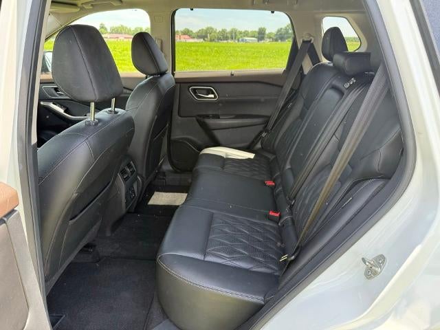 2021 Nissan Rogue AWD Platinum