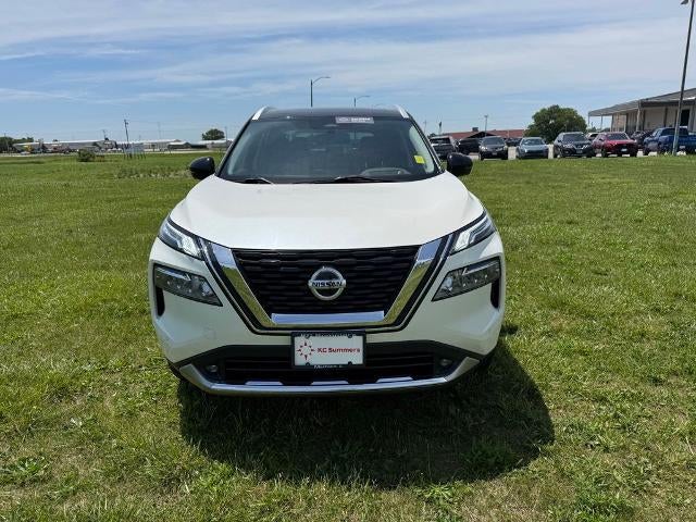 2021 Nissan Rogue AWD Platinum