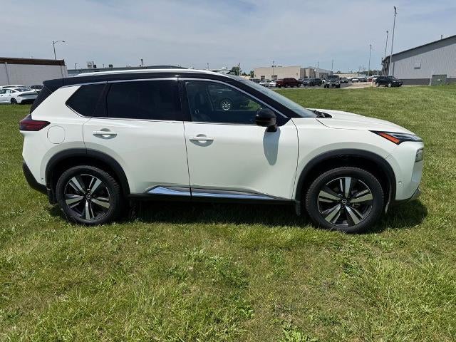 2021 Nissan Rogue AWD Platinum