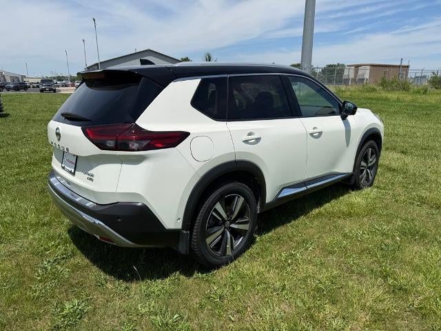 2021 Nissan Rogue AWD Platinum