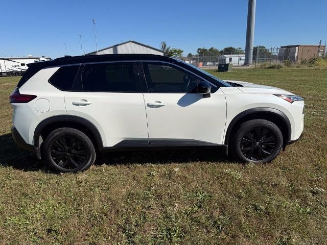 2023 Nissan Rogue FWD SV