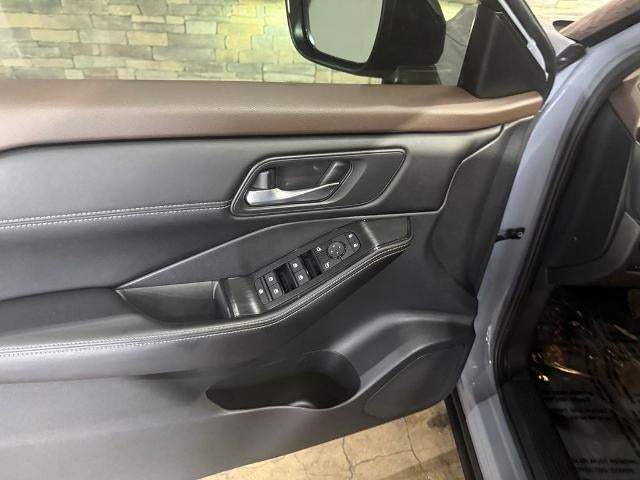 2023 Nissan Rogue FWD SV
