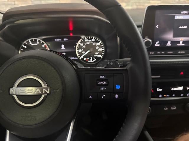 2023 Nissan Rogue FWD SV