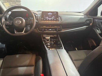 2023 Nissan Rogue FWD SV