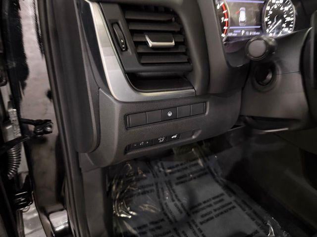 2025 Nissan Rogue FWD SV